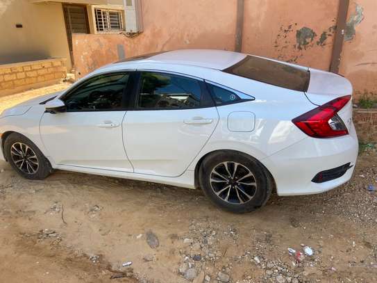 Location Honda Civic 2019 image 4