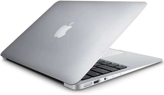 MacBook Air 2014 i5 image 2