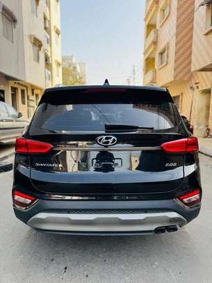 HYUNDAI SANTAFE 2019 image 8