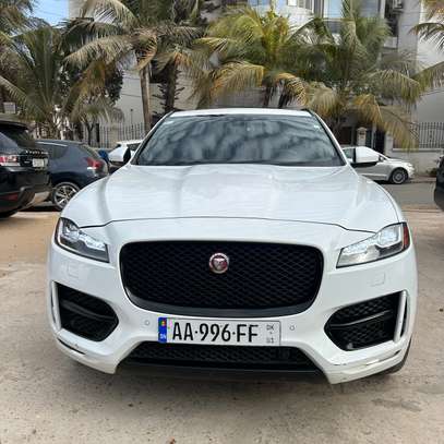 Jaguar F-Pace R-SPORT image 2