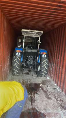 New holland 80 hp image 3