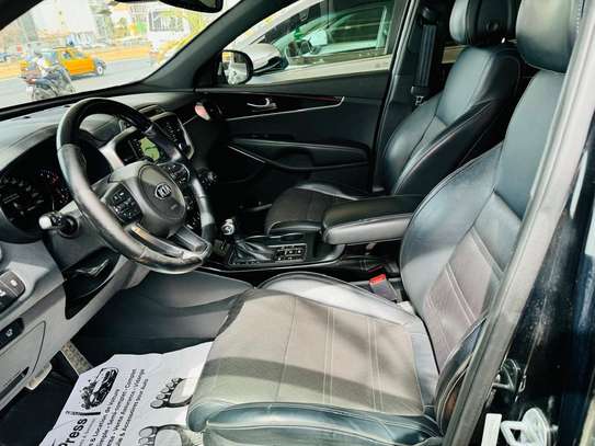 Kia sorento image 5