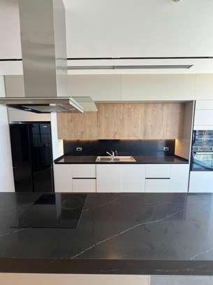 F6 haut standing à louer sur la corniche vue Mer image 10