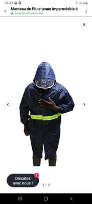 Manteau de protection contre la pluie image 1
