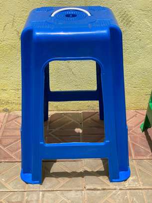 Chaise et tabouret en plastique enfants image 7