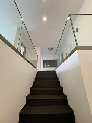 Splendides Duplex à Louer aux Almadies image 11