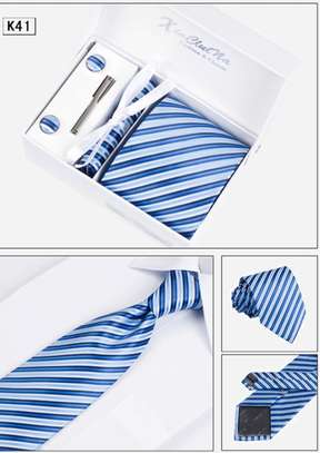 Coffret ensemble cravatte, boutton manchette et mouchoir image 8