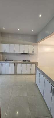 2 CHAMBRES A LOUER A NGOR image 6