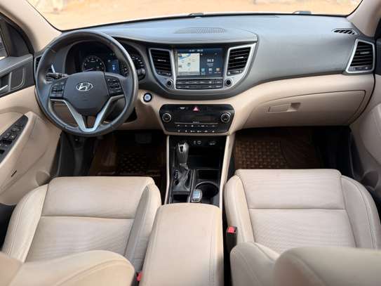 HYUNDAI TUCSON 2017 image 7