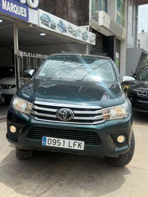 Toyota Hilux 2018 image 1