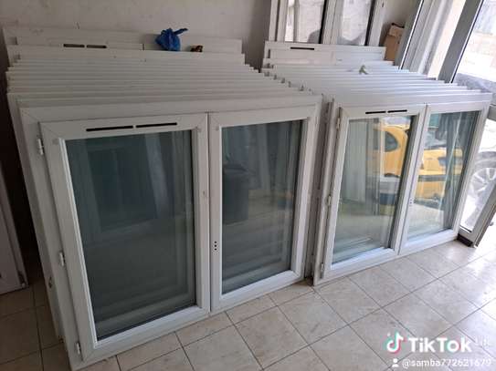 Fenêtres PVC antibruits quasi blindée double vitrage image 2