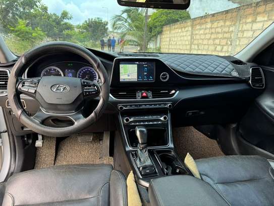 Hyundai grandeur 2018 image 6