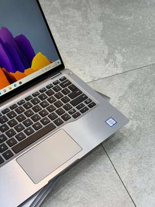 Dell Latitude 7400 2-in-1 image 4