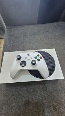 Xbox Series S + fc25 image 3