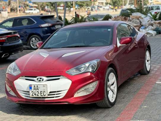 Hyundai Genesis image 1