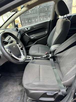 Ford fiesta image 3