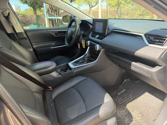 Toyota Rav4 2019 image 8