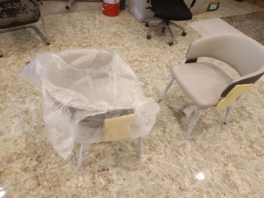 Chaise de Table moderne image 6