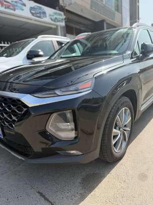 Hyundai santafe 2020 image 2