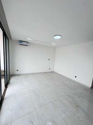 Superbe appartement de type F4 à louer image 2