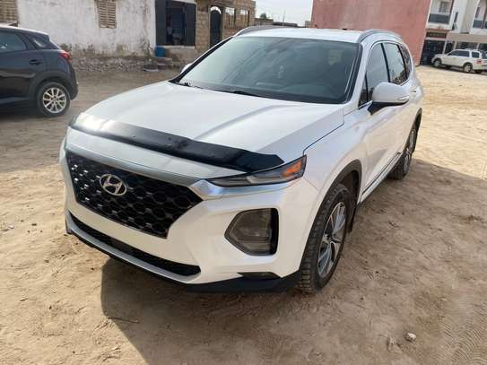 Hyundai Santa Fe 2019 SUV blanc spacieux polyvalent image 1