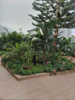 Grande villa R+1 à louer à Sotrac Mermoz image 9