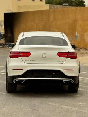 Mercedes benz glc 220 D 2018 image 4