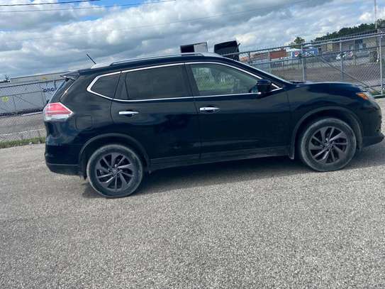 Nissan Rogue image 4