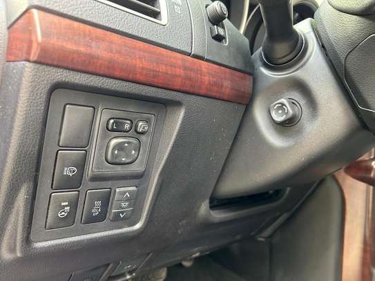 Toyota land cruiser VX image 14