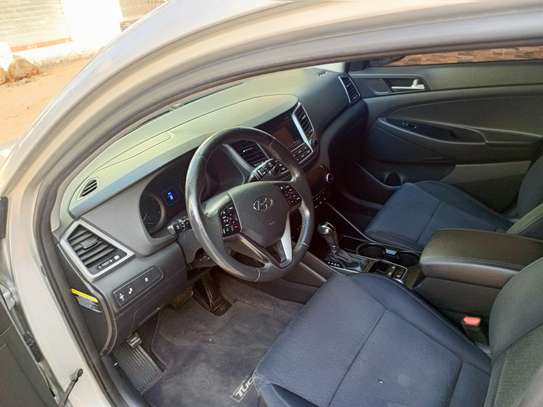 Hyundai Tucson moteur 1.6 image 4