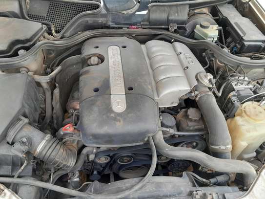 Mercedes image 6