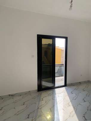 Appartement de 2ch a Sacre Coeur 3 VDN image 13