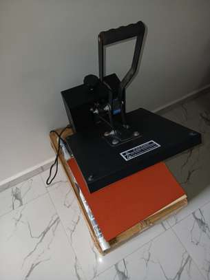 Machine Press à Chaud T-Shirt image 3
