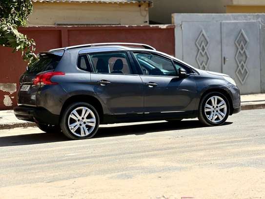 Peugeot 2008 annee 2014 image 2