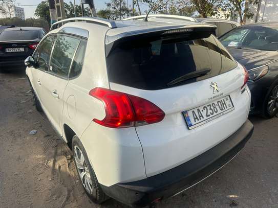 Peugeot 2008 2017 image 4