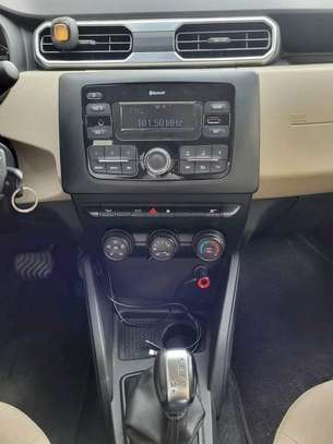 Renault Duster 2020 AWD image 9