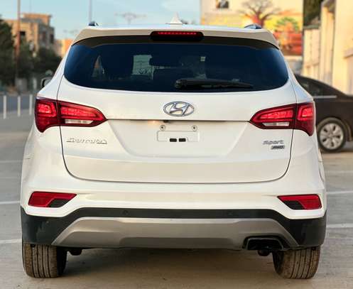 HYUNDAY SANTAFE 2017 4x4 FULL OPTIONS ÉCHANGES POSSIBLES image 4