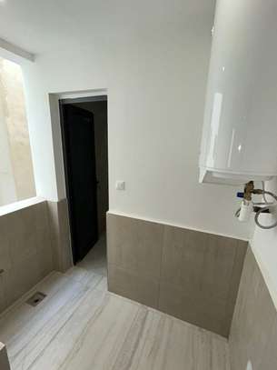 Appartement fenêtre Mermoz image 5