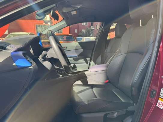 TOYOTA C-HR 2019 image 2