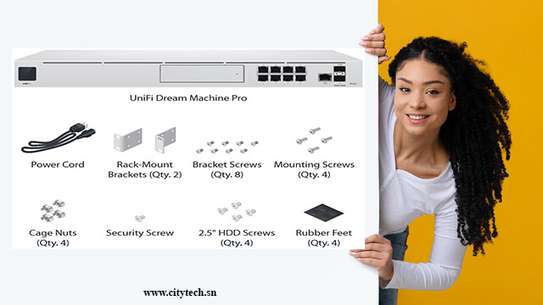 Unifi Dream Machine Pro image 3