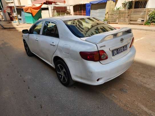 Toyota corrola image 5