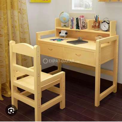 Armoire et rangements en bois massif image 2