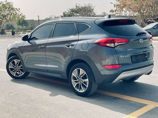 HYUNDAI TUCSON  2018 image 6