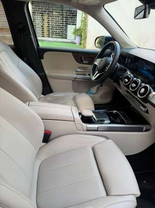 Mercedes GLB 250 Anne 2022 full options intérieur cuir beige image 6