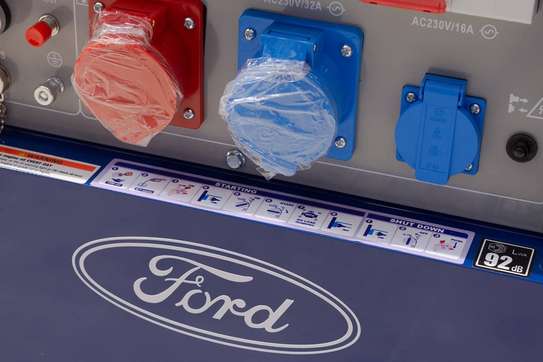 Ford FDT10200SE générateur diesel mobile 7900W 380V 230V image 6