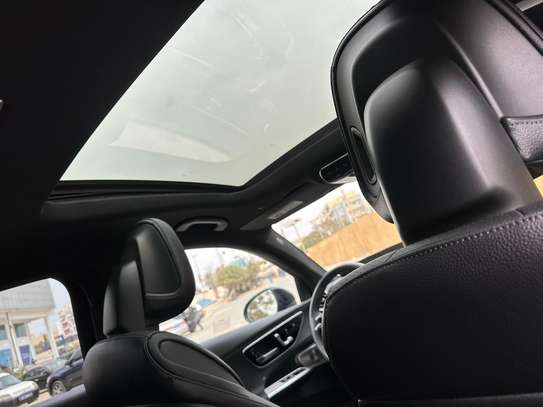 Automobile image 4