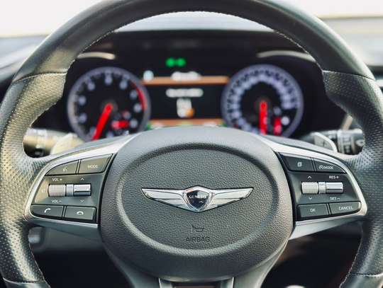 Hyundai Genesis 2018 image 3