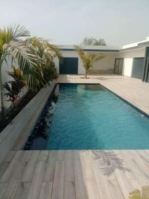 Belle Villa avec piscine a louer a Nguerigne image 1