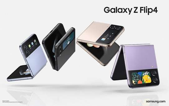 Samsung Galaxy Z FliP 4 image 2