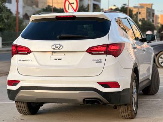 HYUNDAY SANTAFE 2017 4x4 FULL OPTIONS ÉCHANGES POSSIBLES image 6
